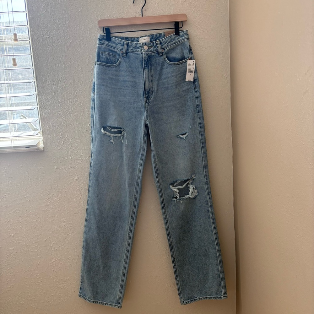 PacSun NWT Women's “Light Indigo” - Ripped '90s Boyfriend Jeans - Size 29 🎀 - Picture 3 of 8